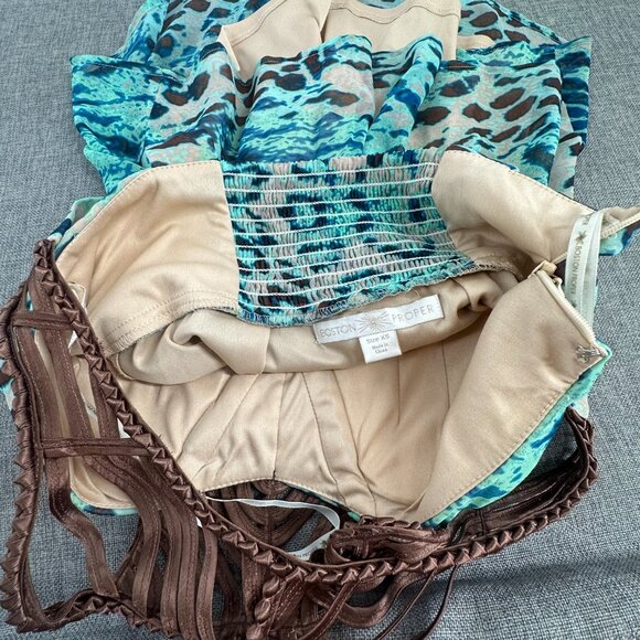 Boston Proper Halter Top Figure Flattering Animal Print Lined Padded Turquoise B - Picture 3 of 16